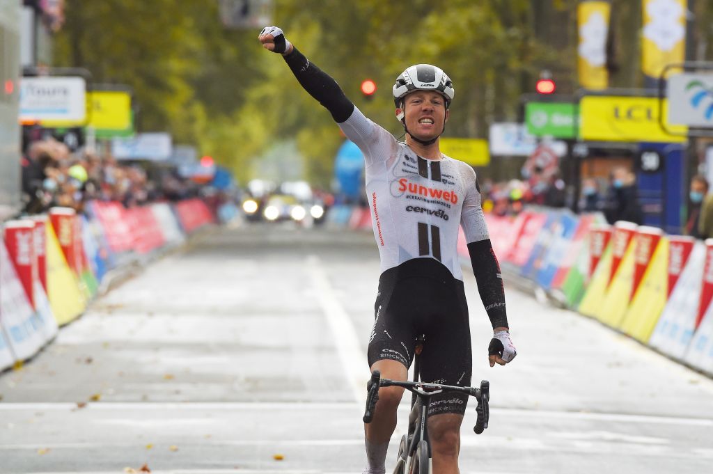 Casper Pedersen (Sunweb) wins Paris-Tours 2020