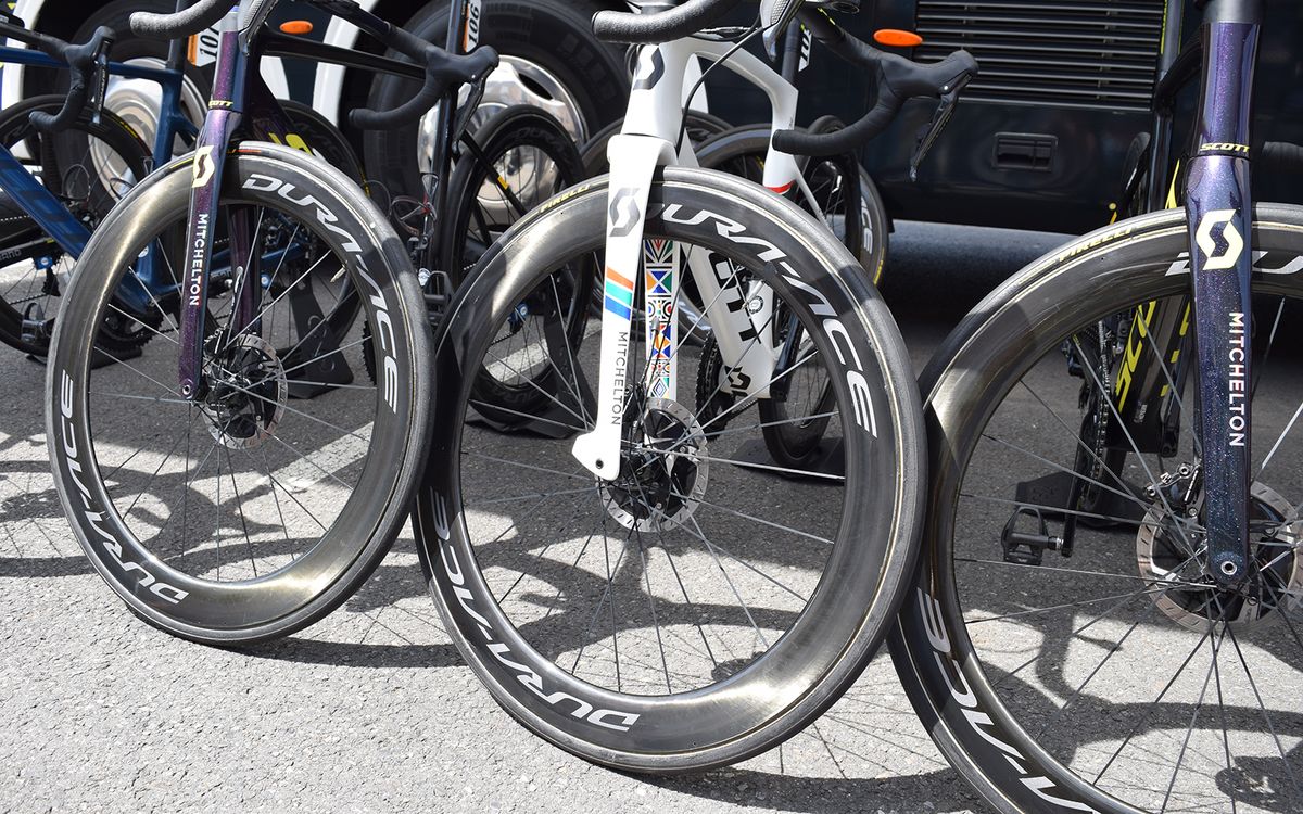 Multiple national champion of South Africa Daryl Impey has a custom painted Scott Foil celebrating his title