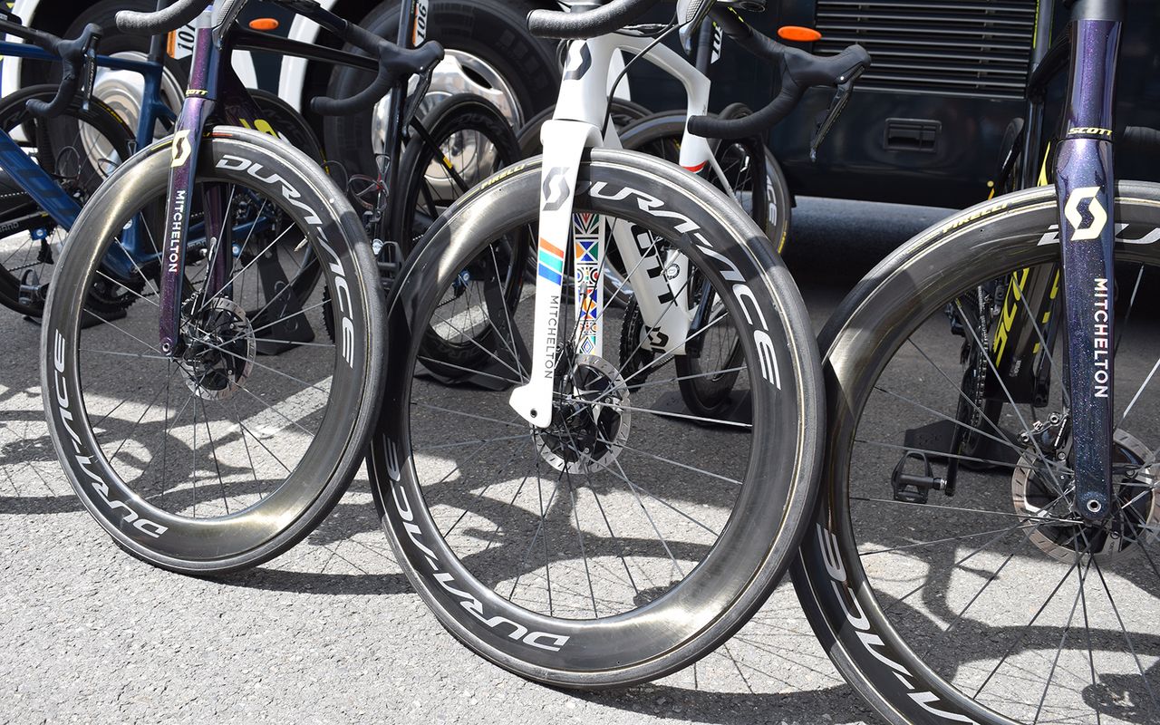 Multiple national champion of South Africa Daryl Impey has a custom painted Scott Foil celebrating his title
