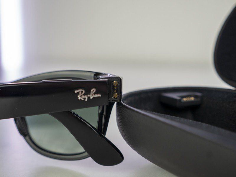 Ray Ban Stories Charging Pins