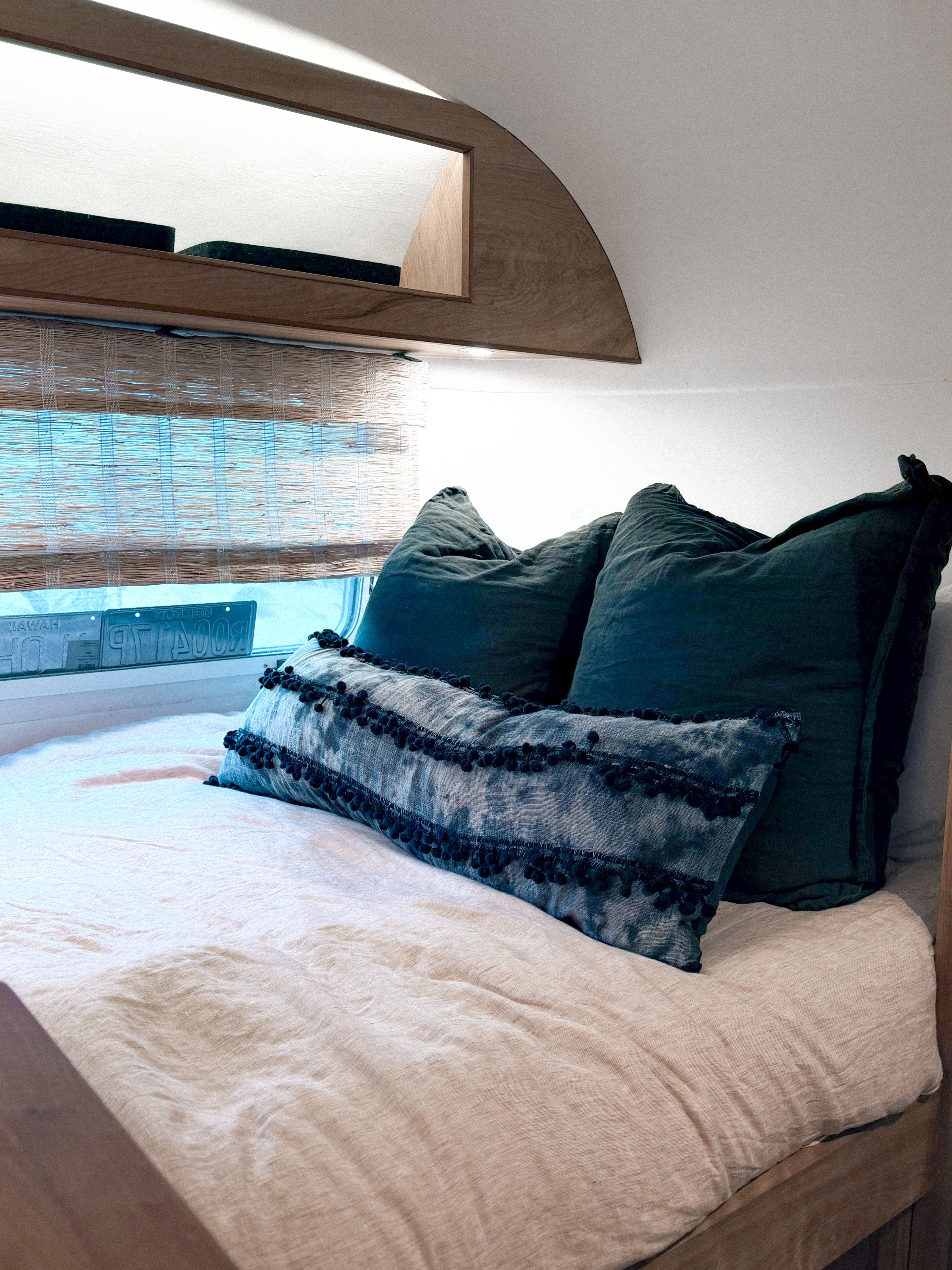 Details of Perpetually Devastated's Hanalei Airstream