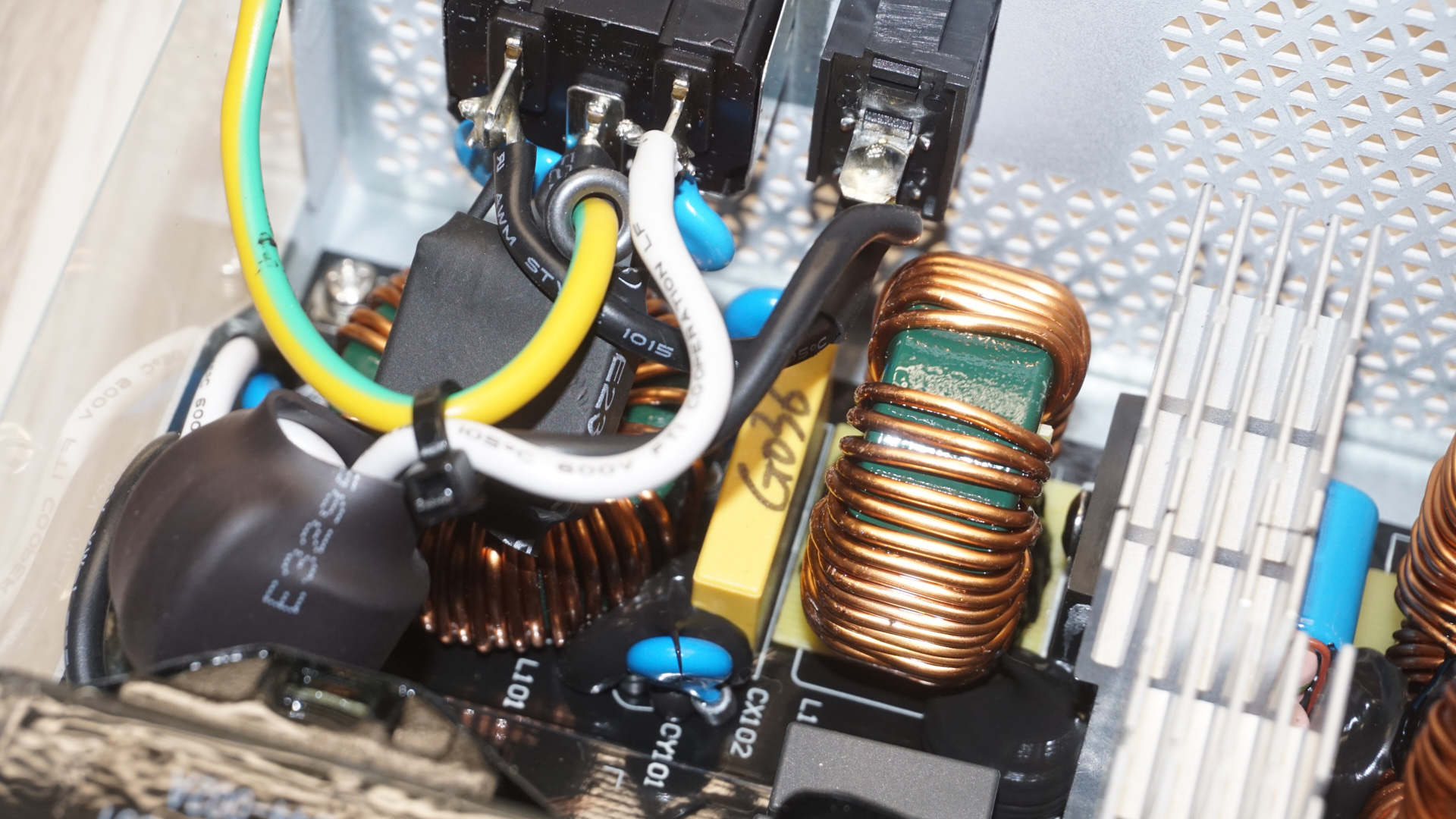 Cougar Polar X2 1200W Platinum PSU