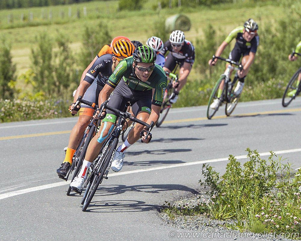 Antoine Duchesne (Team Europcar) leads the chase group