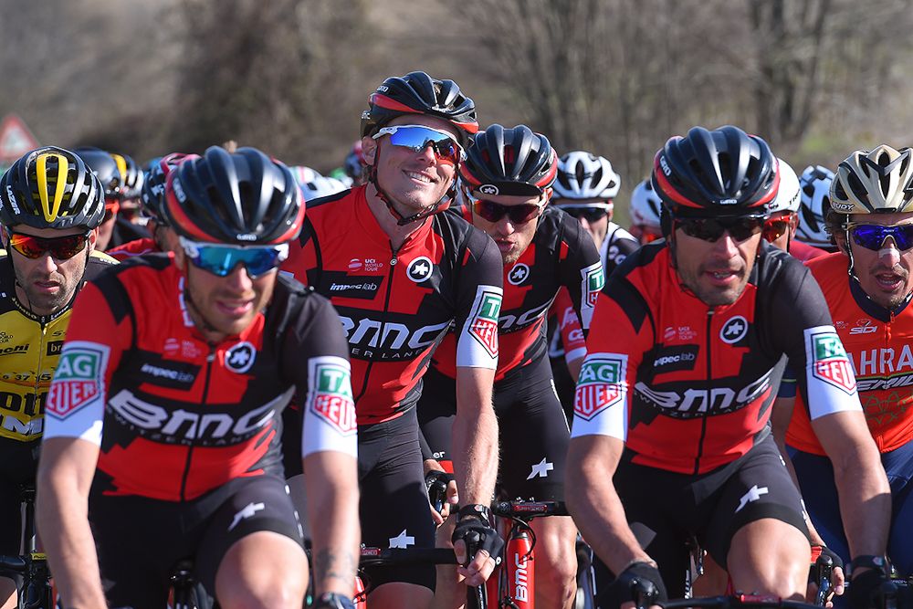 BMC in the peloton during stage 6 at Tirreno-Adriatico
