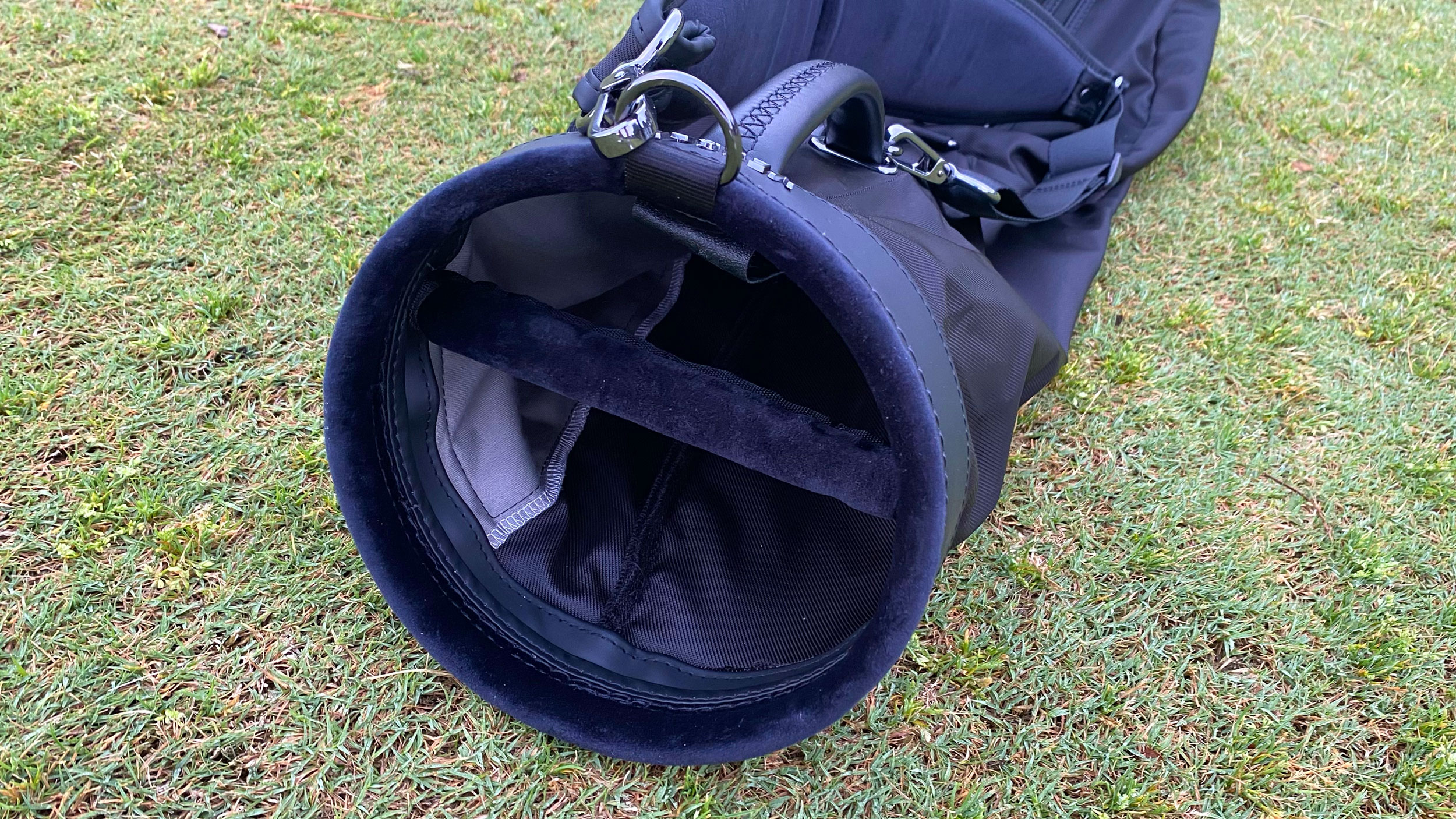 Vessel Sunday Carry Bag