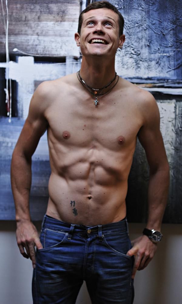 Nicholas Roche shows off a little too much for the Procycling photographer