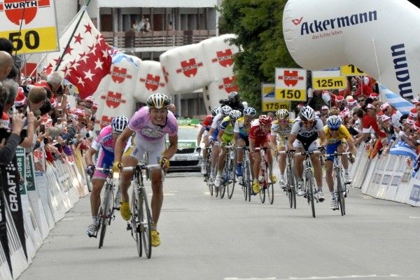 Tony Martin (Columbia-Highroad) marked by Damiano Cunego (Lampre-NGC)