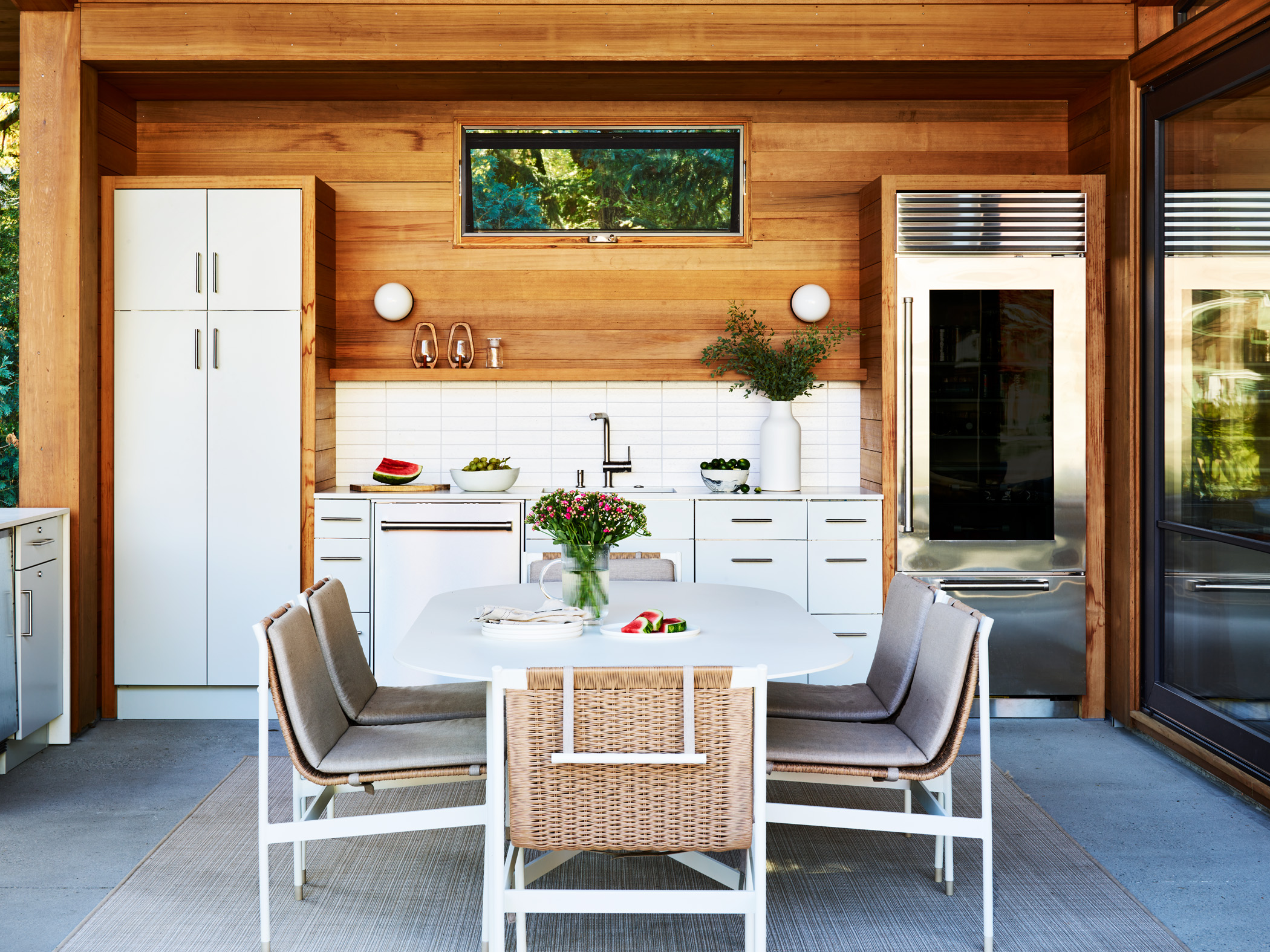 modern outdoor dining room