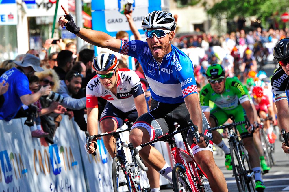 Giacomo Nizzolo (Trek-Segafredo) wins stage 3 in Croatia