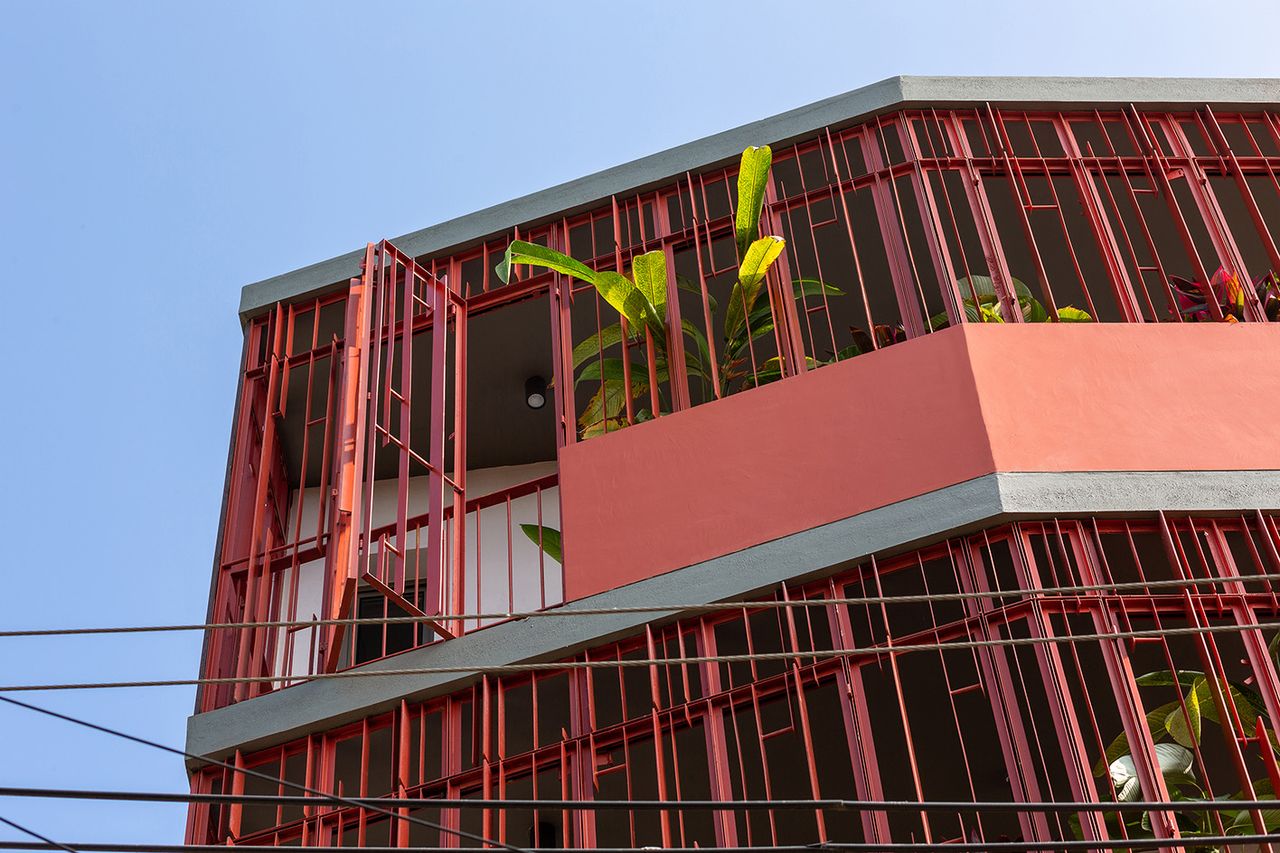 Bengaluru home House on 46 by Kumar La Noce exterior detail looking upwards