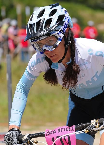 Kelli Emmett (Giant) on her way to winning the super D