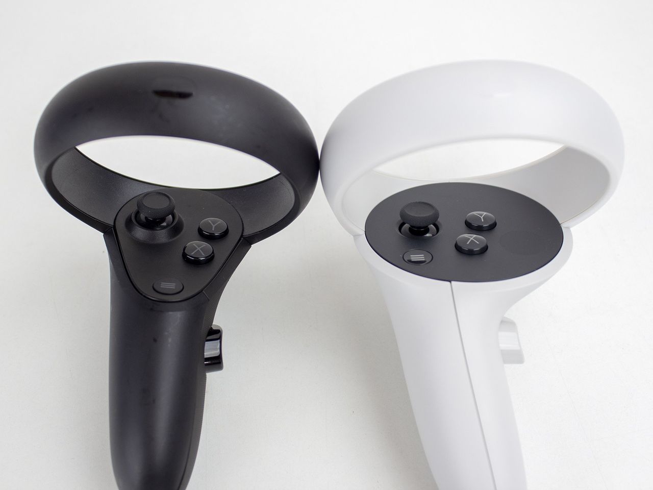 Oculus Quest 2 Vs Quest Controllers