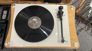 Rega Planar 2/Nd3 turntable