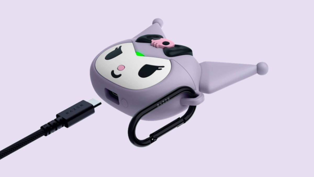 Image of the Razer Hammerhead V3 X HyperSpeed &ndash; Kuromi Edition earbuds.