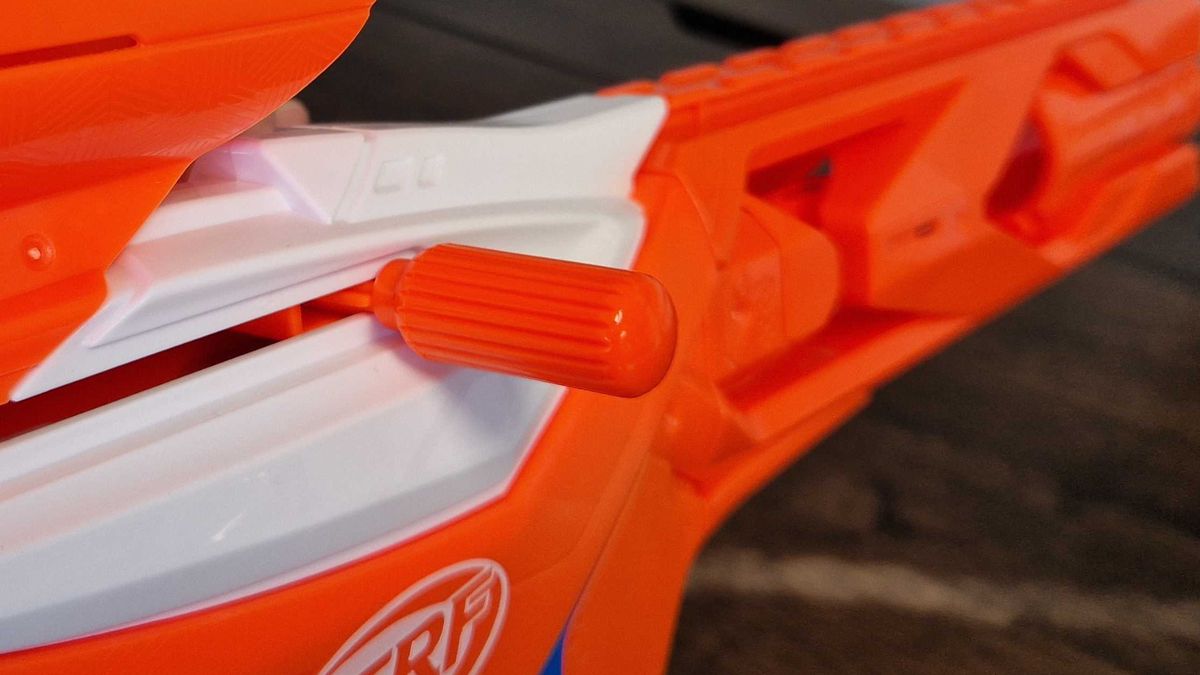 Nerf N-Series Pinpoint bolt-action mechanism