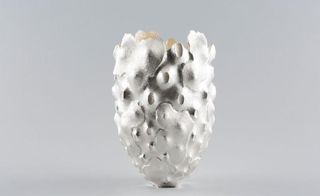silver vase by Shinta Nakajima