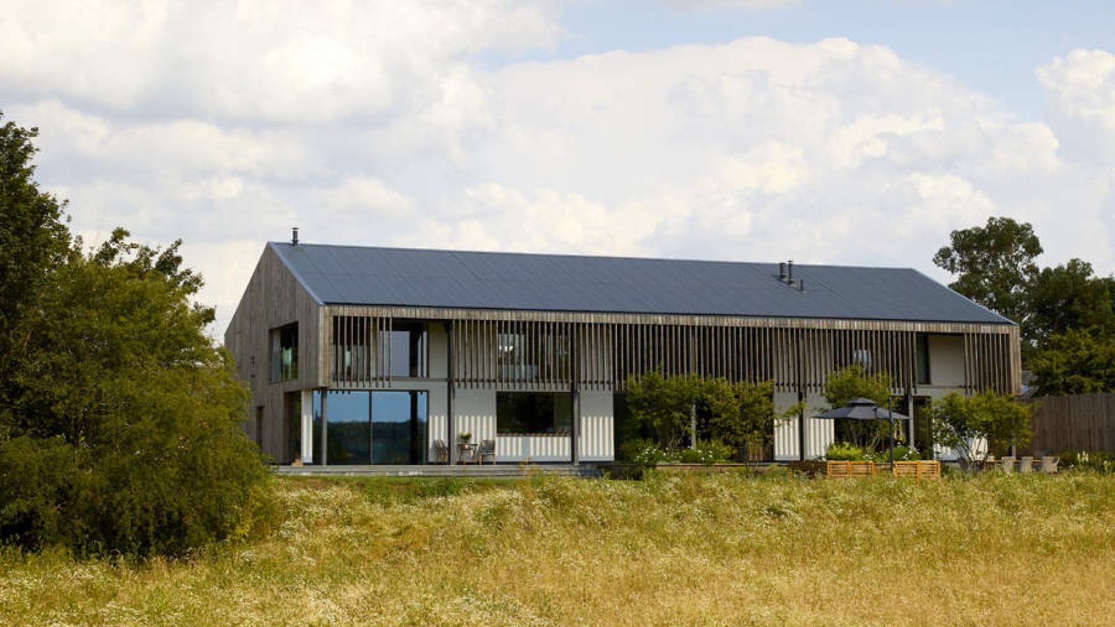 The best time to paint a house exterior, according to pros Homes