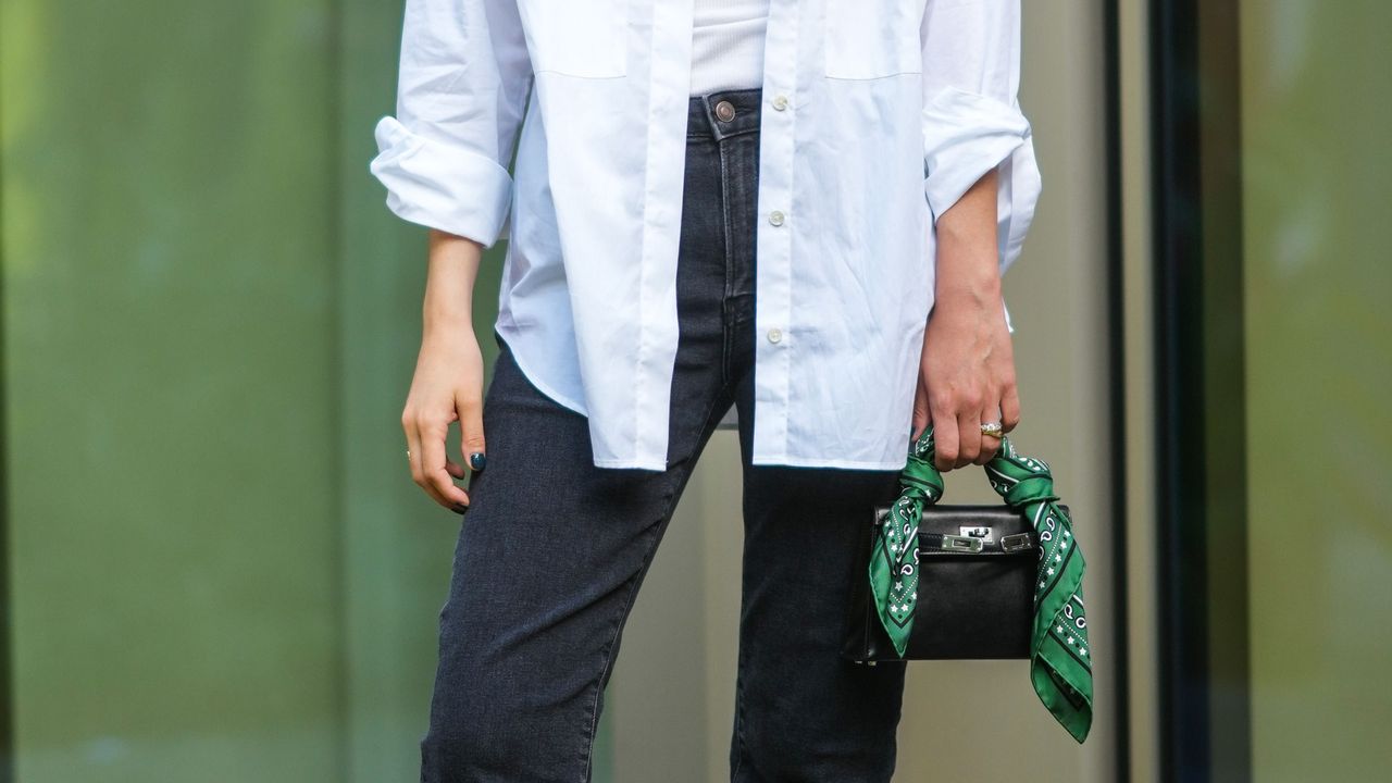 Street style photo with an Hermès bag and scarf