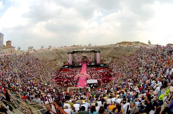 Looking down at the Giro d'Italia finish inside the stadium in Verona