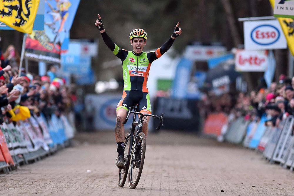 Wout Van Aert crosses the line to win the 2016 Belgian championship.