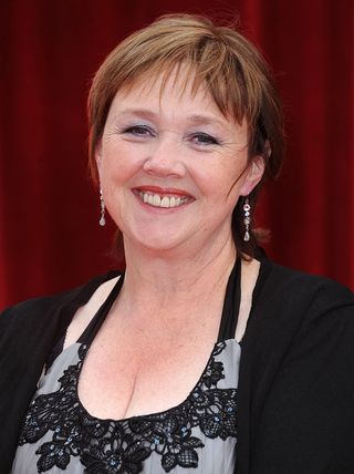Pauline Quirke: The Birds are going on tour! VIDEO