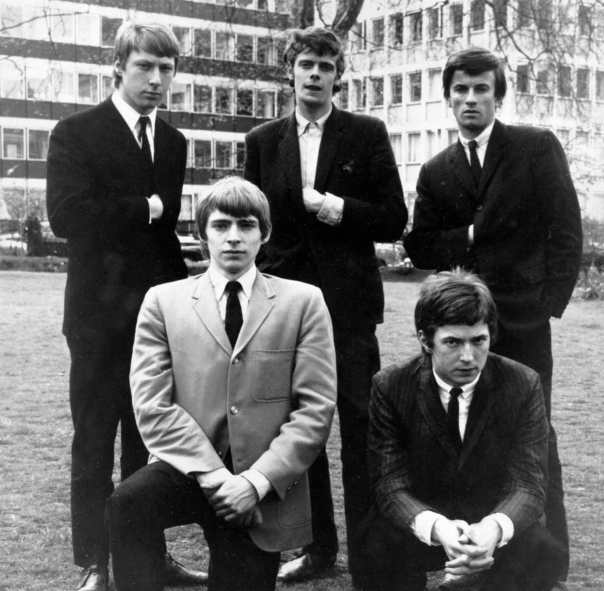 ENGLAND - 1964:  Rock band 