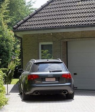 Tom Boonen's Audi parked out the front of his parents' house yesterday.