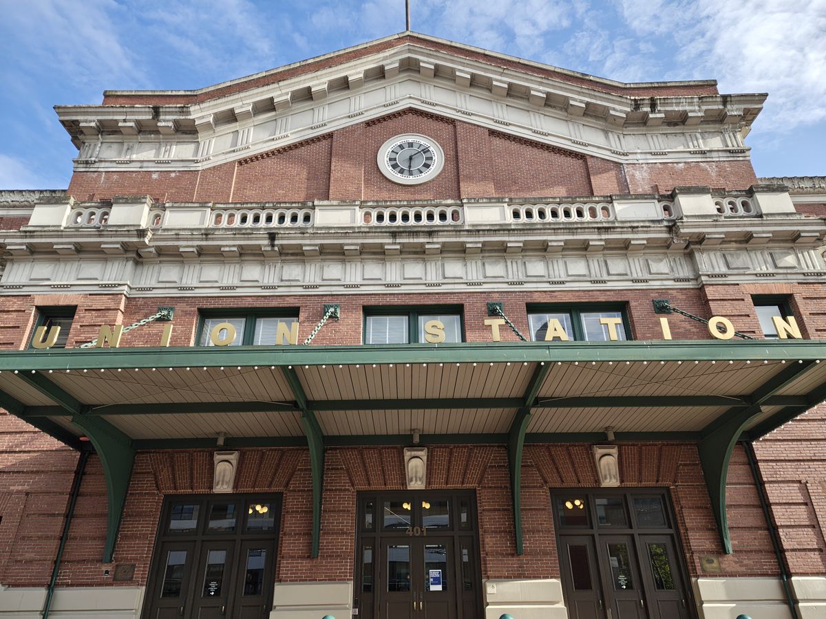 A building with a Union Station sign