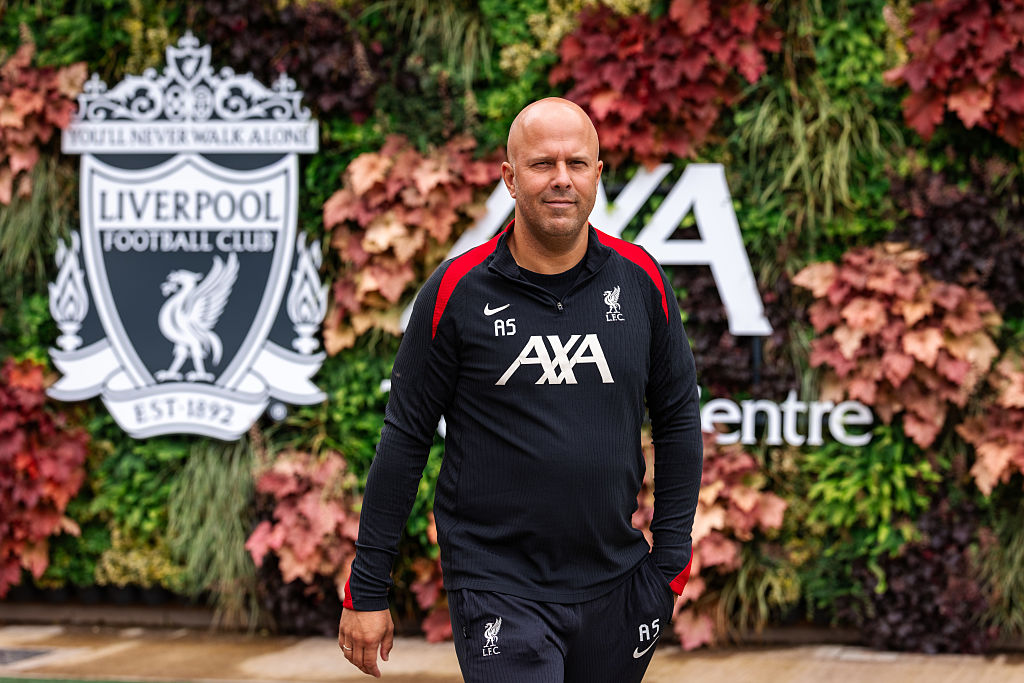 Arne Slot, head coach of Liverpool during a pre-season training session at AXA Training Centre on July 18, 2025 in Kirkby, England.
