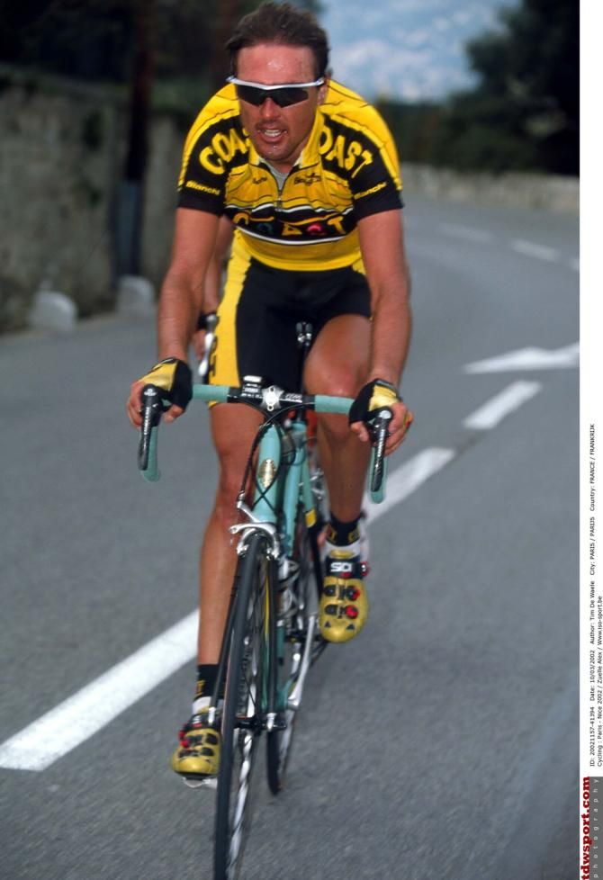 Alex Zulle (Team Coast) on the attack in 2004
