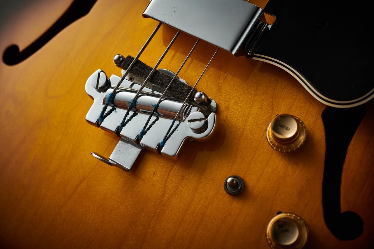 Appearing as early as 1960, the EB-2&rsquo;s bridge mute mechanism didn&rsquo;t prove to be a highly popular addition and was often rendered unusable as the rubber contact material perished.