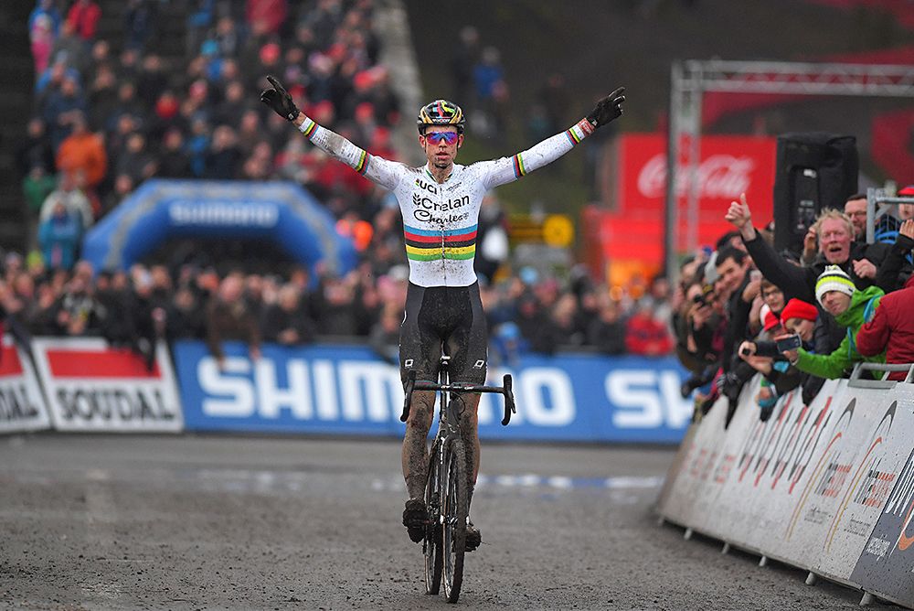Wout Van Aert wins the Namur World Cup