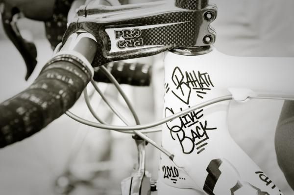 Unique graphics on the Bahati Foundation Cannondale.