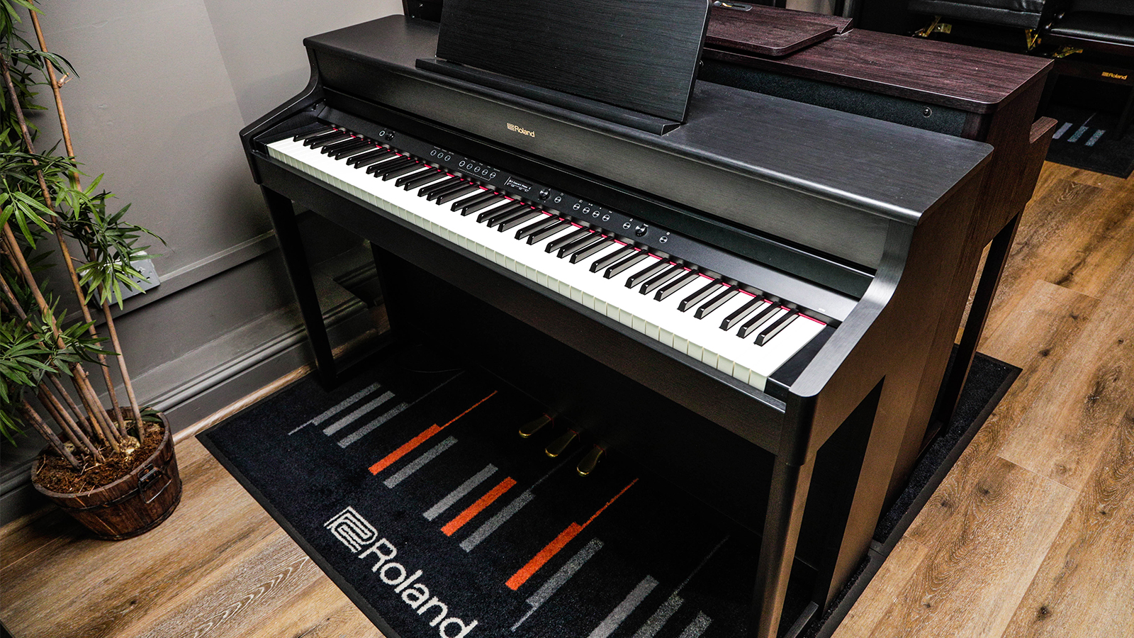Roland HP702 in the Roland store