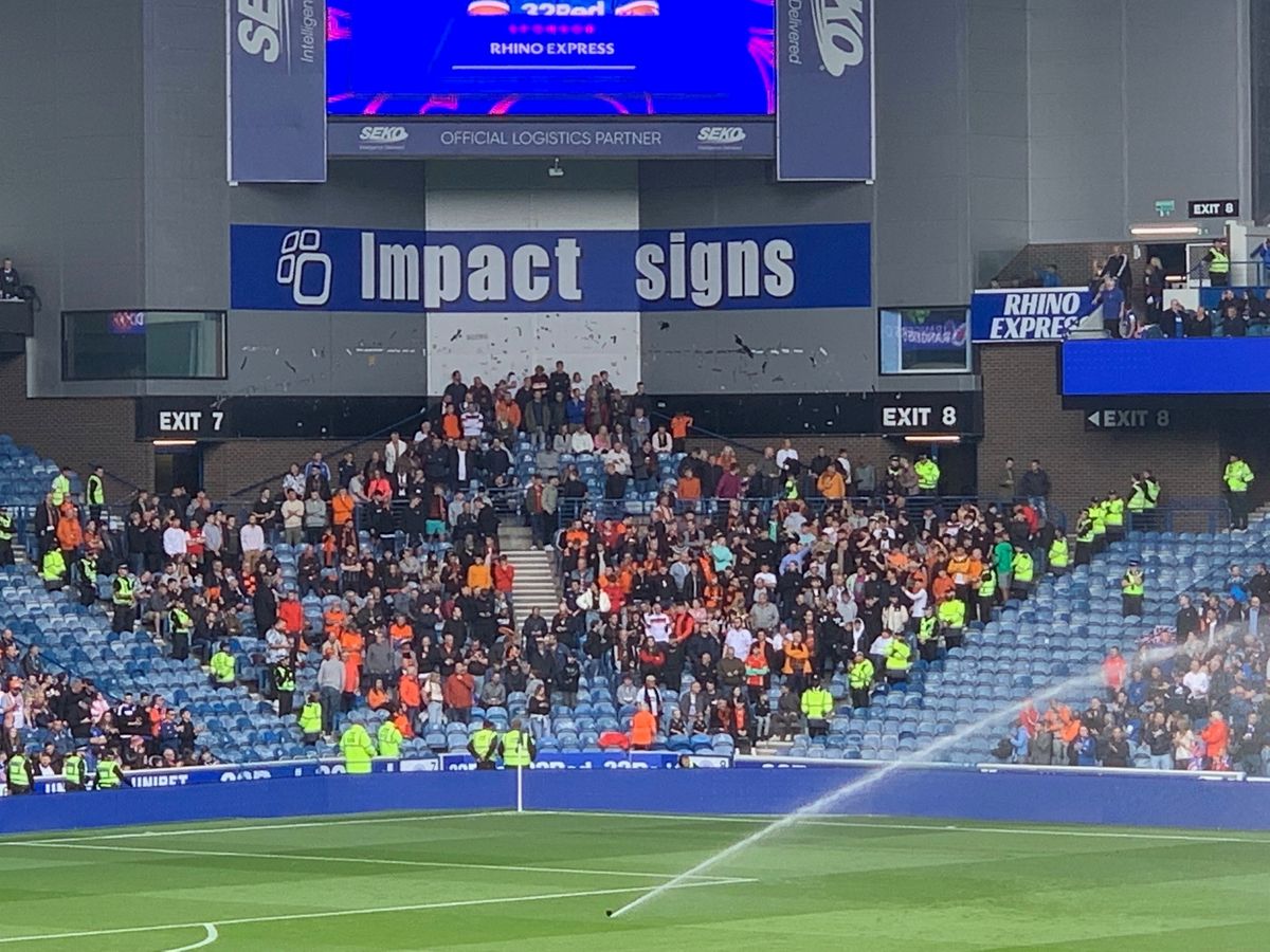 Dundee United fans at Ibrox