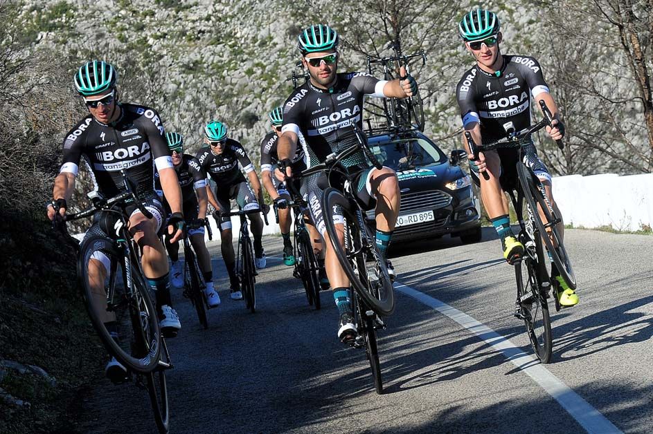 Matteo Pelucchi shows off his wheelie skills