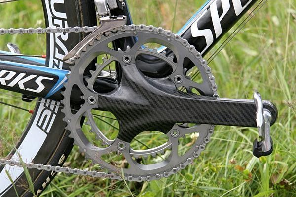 Schumacher's bike is equipped with a prototype Shimano carbon fiber crankset