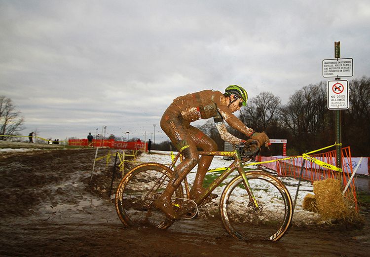 Curtis White (Cannondale p/b Cyclocrossworld)Takes a nice lead on lap one