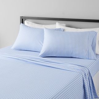 Amazon Basics Sheet Set on a bed.