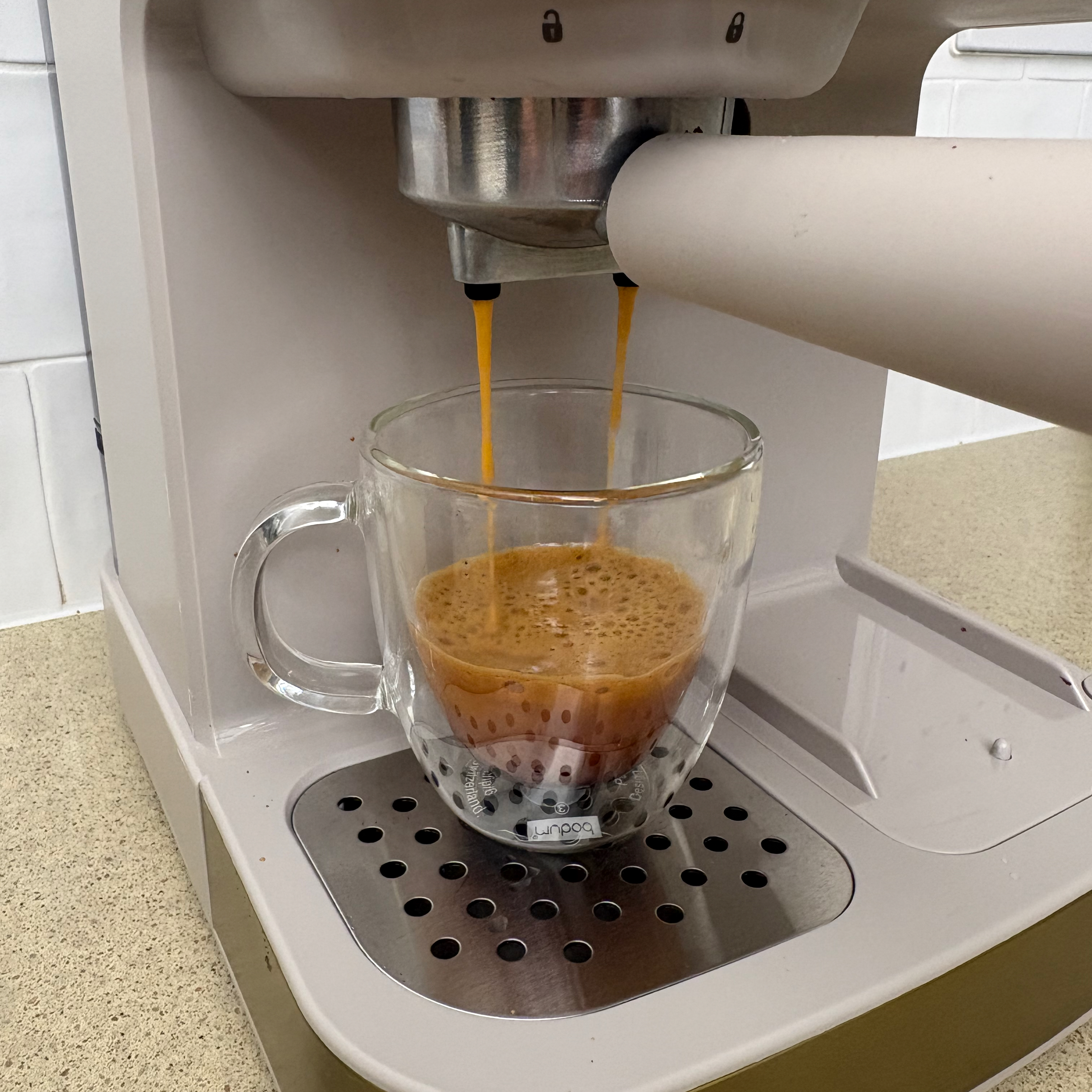 Testing the Russell Hobbs coffee machine