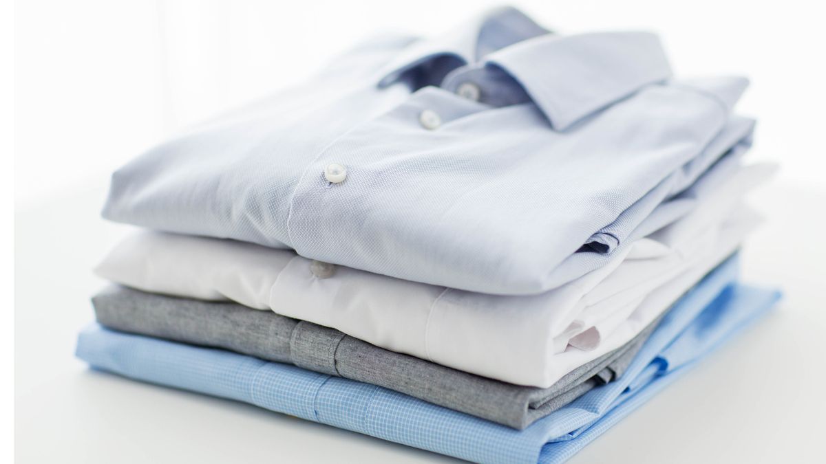 How To Fold A Shirt Neatly In 3 Steps TechiAzi