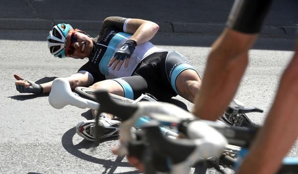 Dominic Klemme (Leopard Trek) doing a little bit of pavement surfing.