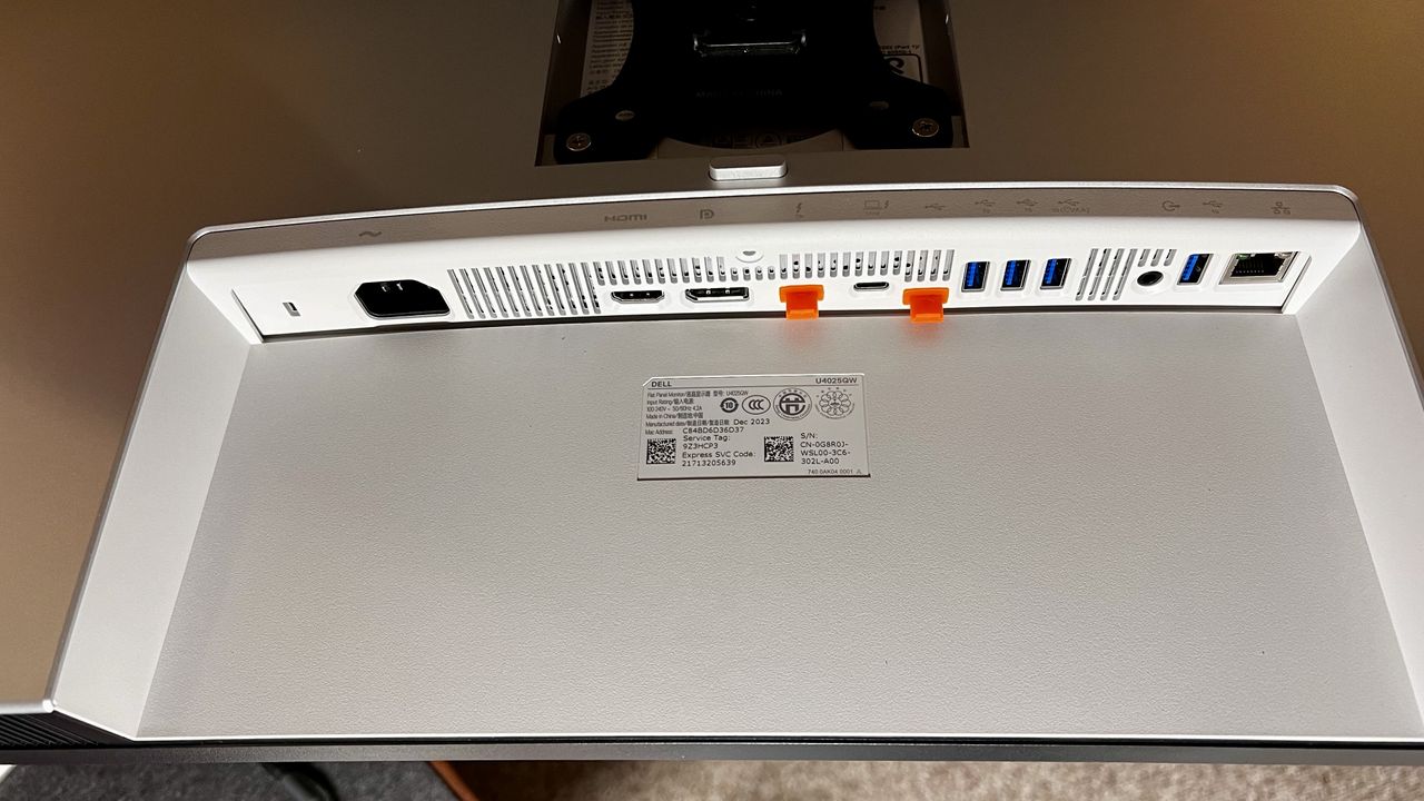 Dell U4025QW