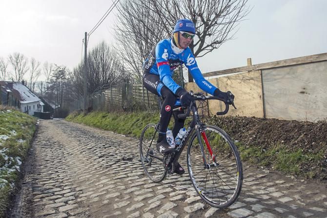 Johan Vansummeren rides the Molenberg on the Omloop Het Nieuwsblad route.