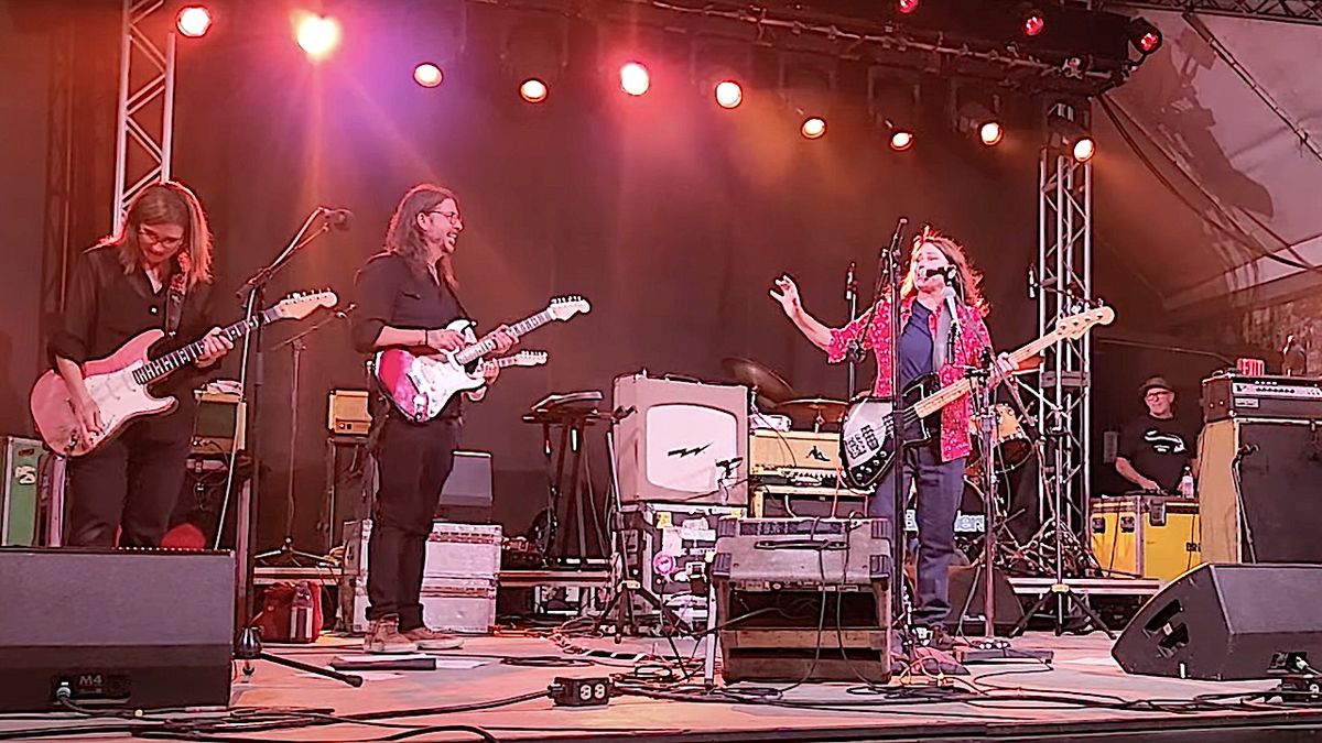 Dave Grohl with The Breeders