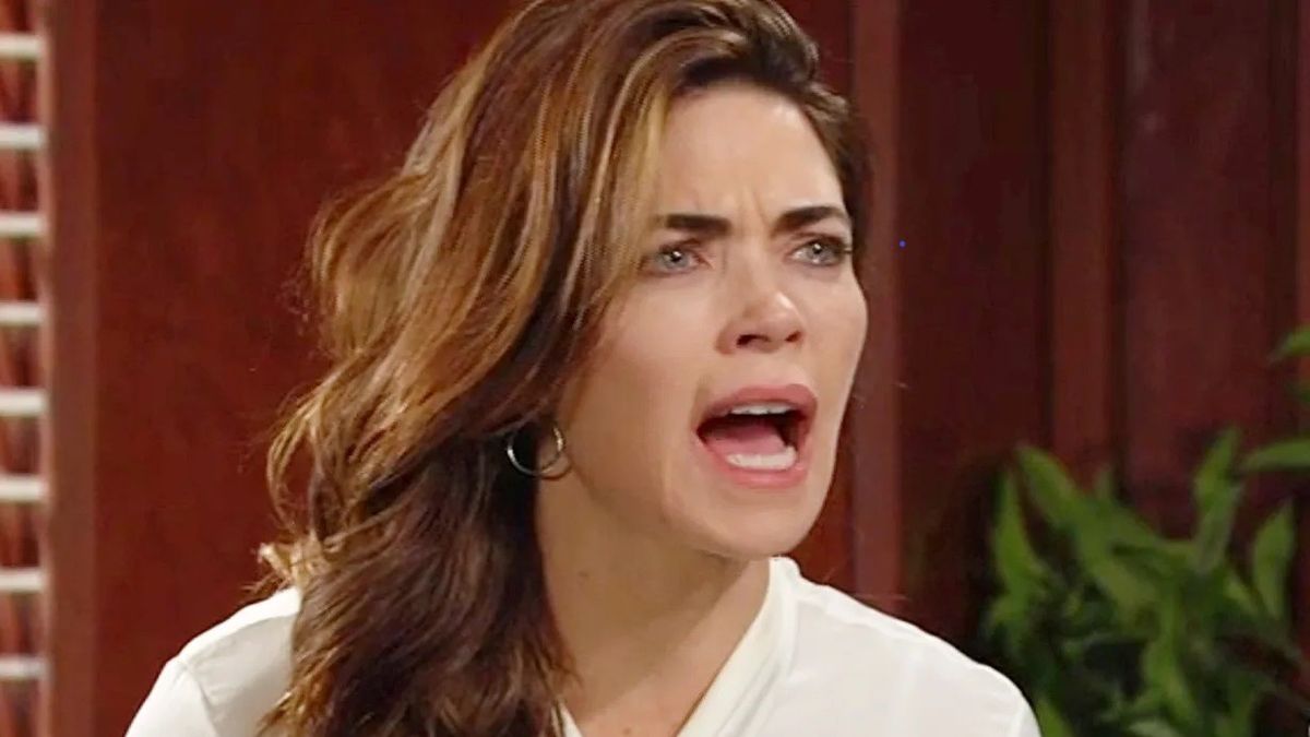 Amelia Heinle as Victoria very upset in The Young and the Restless