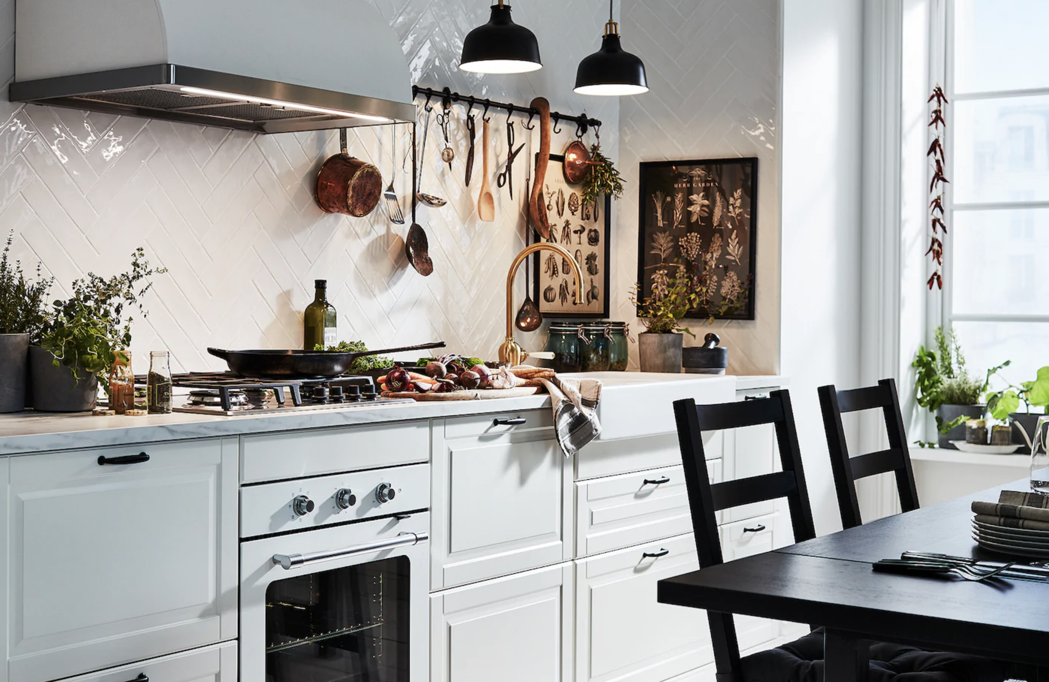 How To Make Your Old Kitchen Stand Out - Bolhai Mobiliaria