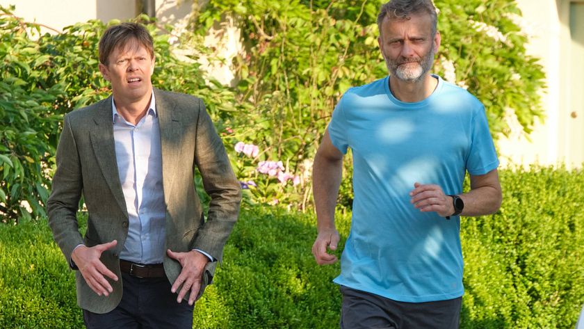 Beyond Paradise season 3 Humphrey and Arthur (Hugh Dennis) running