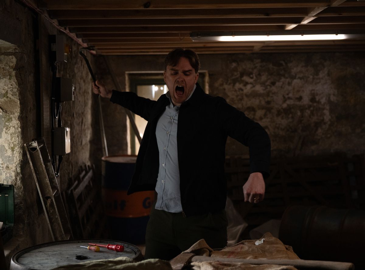 Emmerdale spoiler: Tom King gets violent in the barn