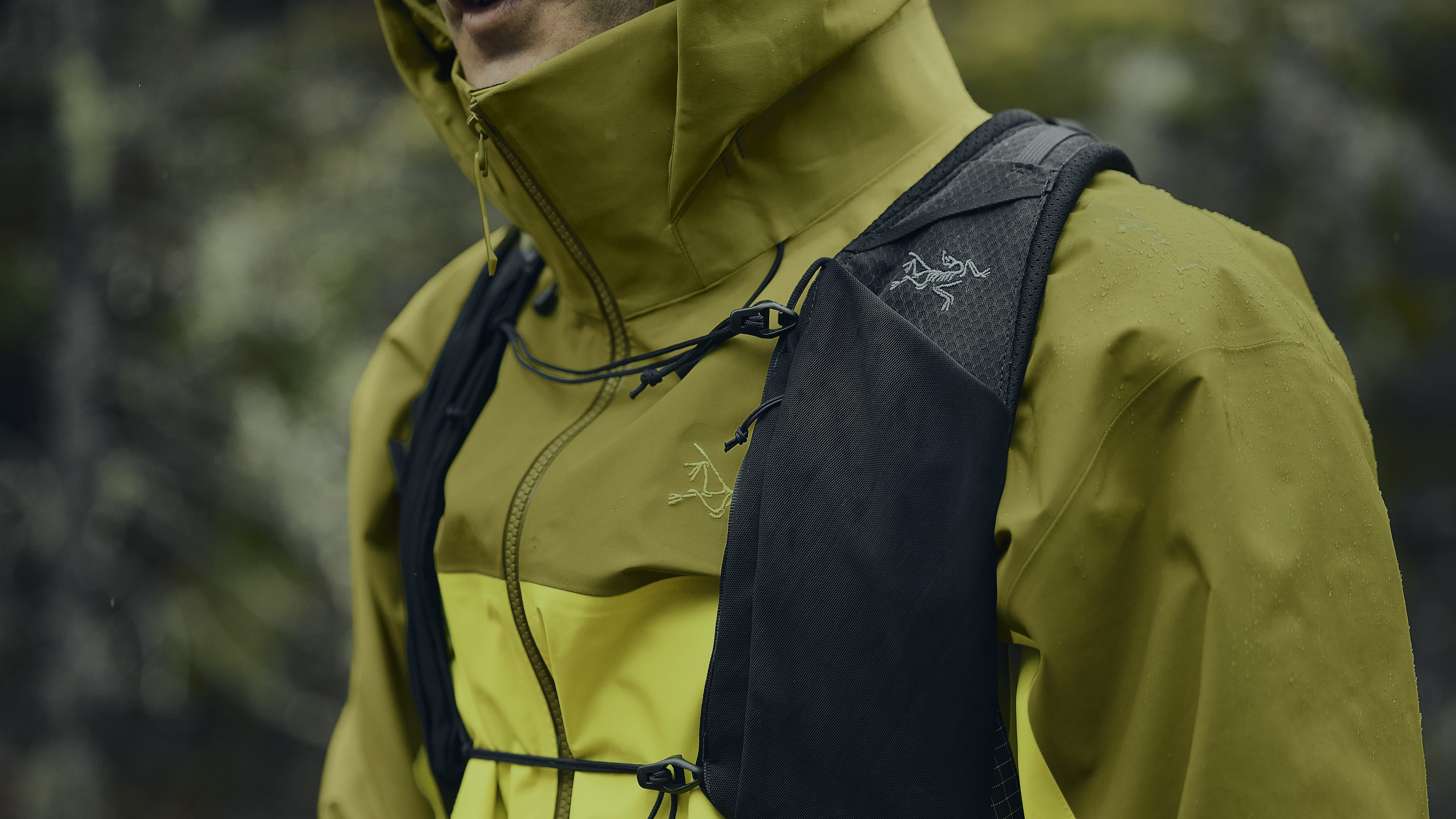 A female hiker tersting the Arc'teryx Beta AR jacket